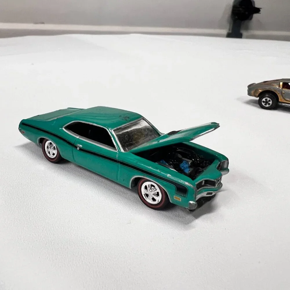 Lot of 2 Johnny Lightning Muscle Cars Custom Ferrari, Mercury Cyclone Spoiler